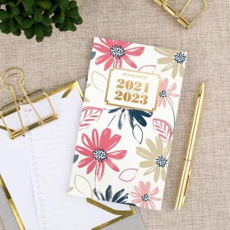 AT-A-GLANCE Badge Floral Academic 2-year Planner (1535F021A)