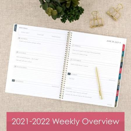 AT-A-GLANCE Badge Floral Academic Planner (1535F905A)