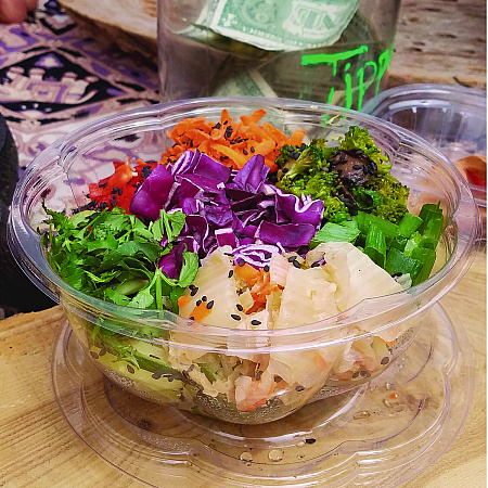 Renewable and Compostable Salad Bowls with Lids, 32 oz, Clear, Plastic, 50/Pack, 3 Packs/Carton (EPSB32)