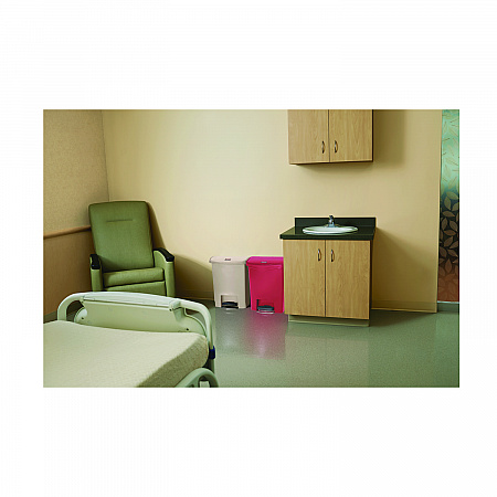 Streamline Resin Step-On Container, Front Step Style, 8 gal, Polyethylene, Red (1883564)