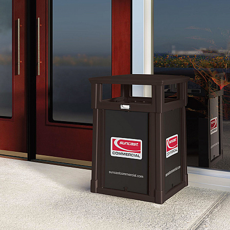 Resin Customizable Garbage Can with Covered Lid, 34.4 gal, Plastic, Java (RMCC3501)