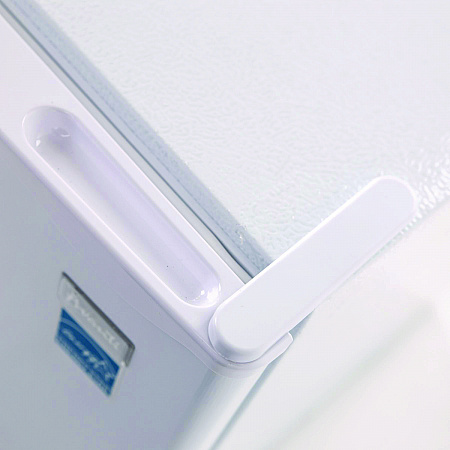 1.6 Cu. Ft. Compact Refrigerator with Chiller Compartment, White (RM16J0W17X0W)