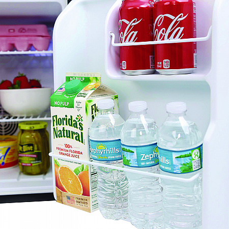 1.7 Cu.Ft Superconductor Compact Refrigerator, Black (SAR1701N1B)