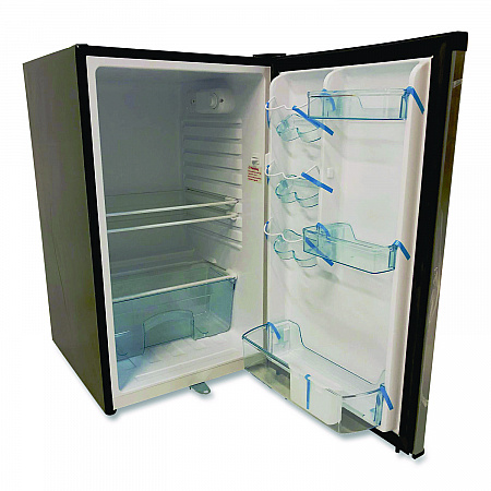 4.4 Cu.Ft. Auto-Defrost Refrigerator, 19.25 x 22 x 33, Black with Stainless Steel Door (AR4456SS)