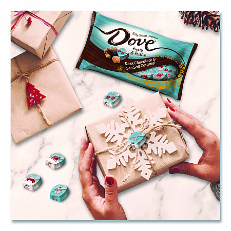 Promises Frosty and Festive Dark Chocolate and Sea Salt Caramel Candy, 7.94 oz Bag (MMM59122)