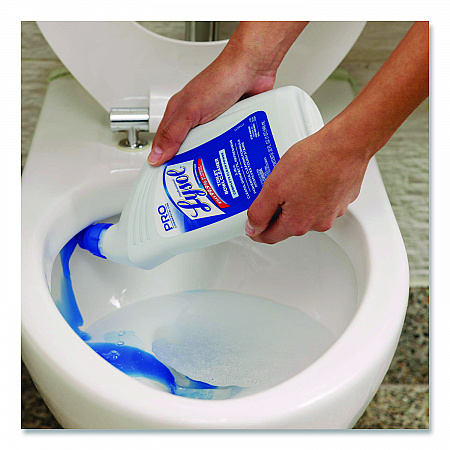 Disinfectant Toilet Bowl Cleaner, Wintergreen Scent, 32 oz Bottle, 12/Carton (74278CT)