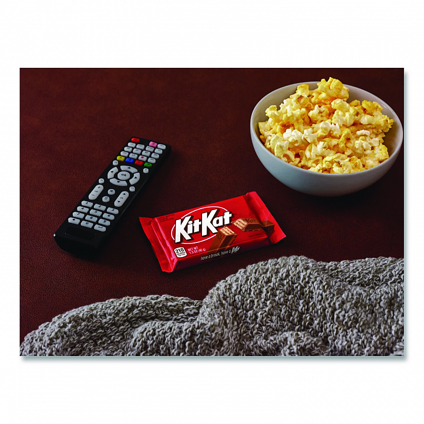 Wafer Bar with Milk Chocolate, 1.5 oz Bar, 36 Bars/Box (24600040)