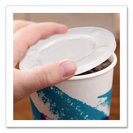Straw-Slot Cold Cup Lids, Identification Buttons, Fits 10 oz Cold Cups, Plastic, Translucent, 2,000/Carton (L10BLN)