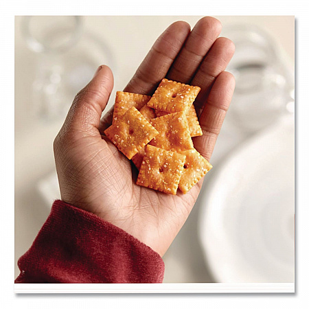 Cheez-it Crackers, Original, 48 oz Box (827695)