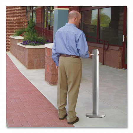Smoker's Pole, Round, Steel, 0.9 gal, 4 dia x 41h, Silver (R1SM)