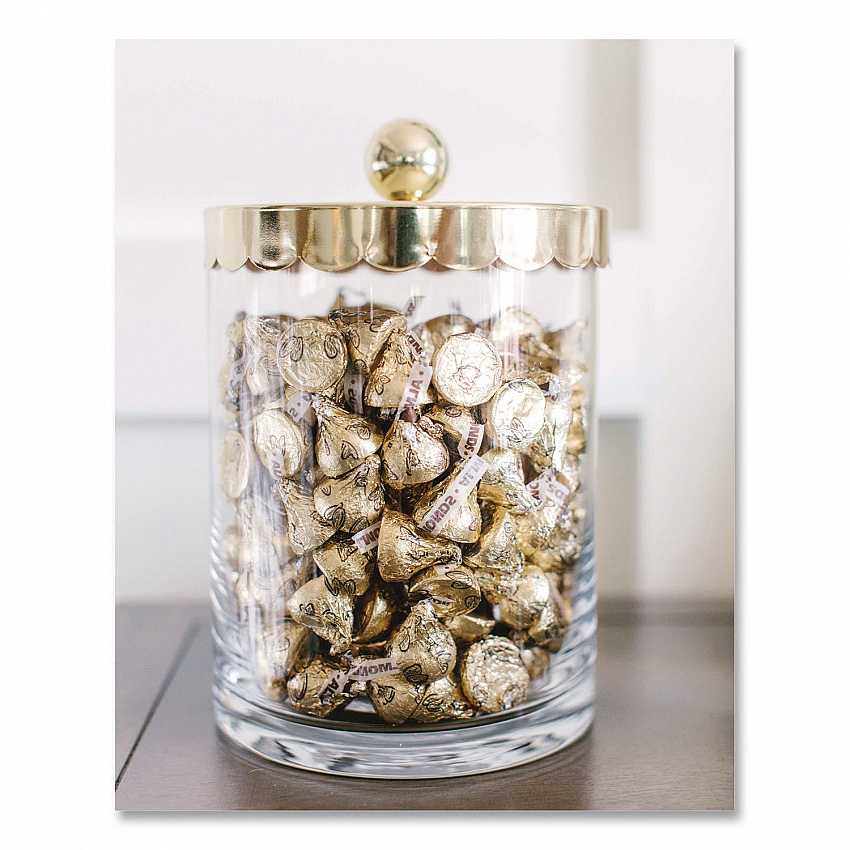 KISSES with Almonds, Gold Foils, 60 oz Bag (HEC62083)