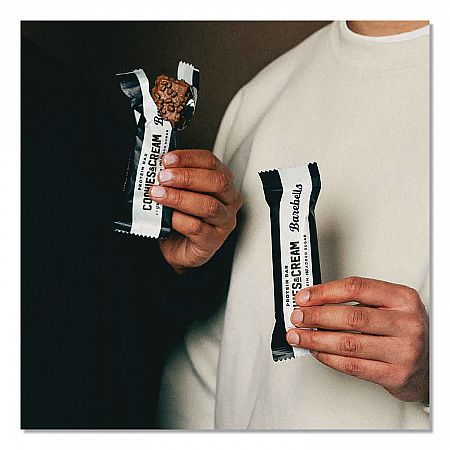 Cookies and Cream Protein Bars, 1.9 oz Individually Wrapped, 12/Box (VTN42964)