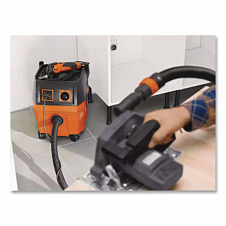 Turbo II Wet/Dry Vacuum/Dust Extractor, 8.4 gal, Orange/Black (92036236090)