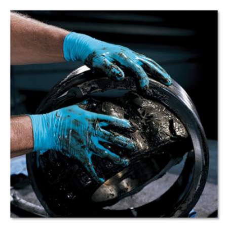 KleenGuard G10 Blue Nitrile Gloves, Powder-Free, Blue, 242 mm Length, Medium, 100/Box (57372)
