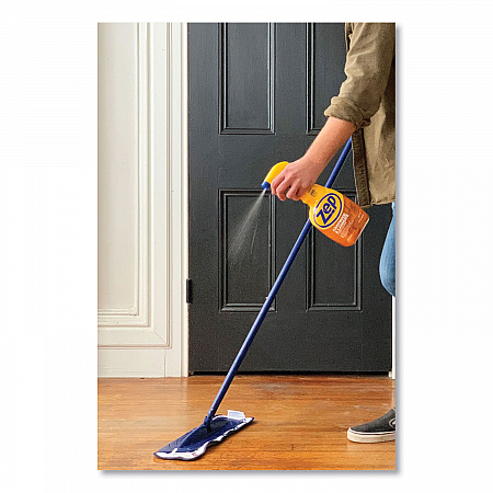 Hardwood and Laminate Cleaner, 32 oz Spray Bottle, 12/Carton (ZUHLF32CT)