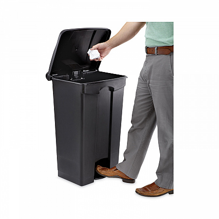 Large Capacity Plastic Step-On Receptacle, 23 gal, Plastic, Black (9923BL)