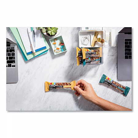 Nuts and Spices Bar, Madagascar Vanilla Almond, 1.4 oz Bar, 12/Box (17850)