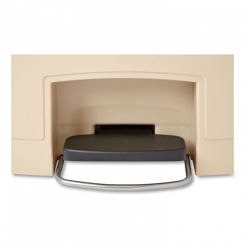 Streamline Resin Step-On Container, Front Step Style, 13 gal, Polyethylene, Beige (1883458)