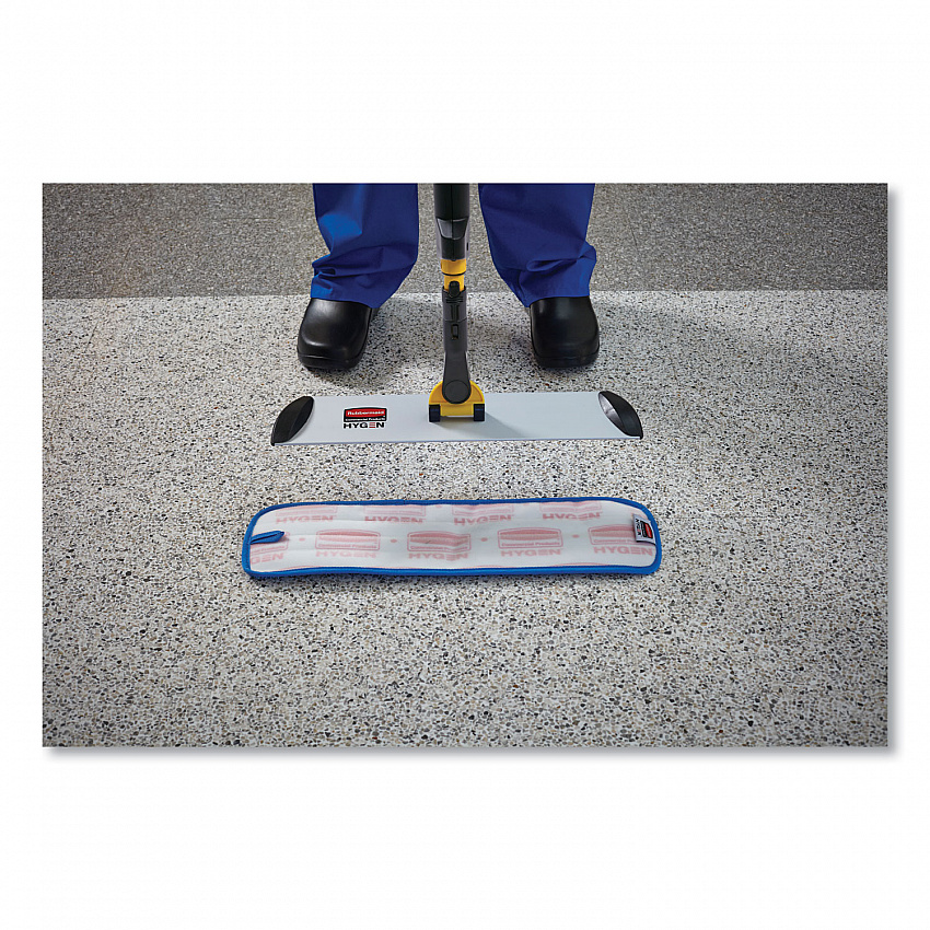Pulse Microfiber Spray Mop System, 17" Microfiber Head, 52" Yellow Plastic Handle (1835528)