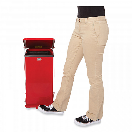 Defenders Heavy-Duty Steel Step Can, 4 gal, Steel, Red (ST7EPLRED)