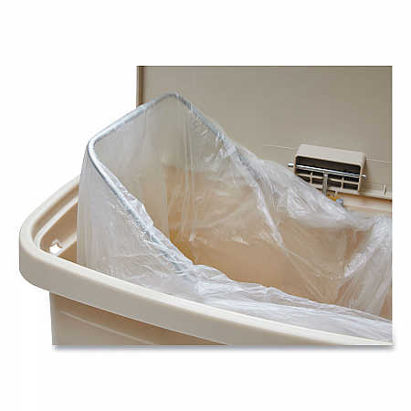 Streamline Resin Step-On Container, Front Step Style, 13 gal, Polyethylene, Beige (1883458)