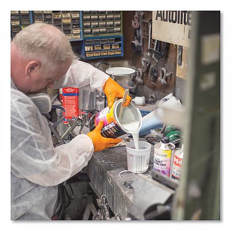 Heavy-Duty Industrial Nitrile Gloves, Powder-Free, Medium, 8 mil Thick, 9.5