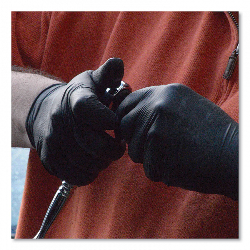Heavy-Duty Industrial Nitrile Gloves, Powder-Free, Medium, 6 mil Thick, 9.5" Long, Black, 100/Box, 10 Boxes/Carton (GWBN44100)