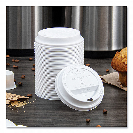 Traveler Cappuccino Style Dome Lid, Fits 10 oz Hot Cups, Plastic, White, 100/Pack, 10 Packs/Carton (TL31R2)