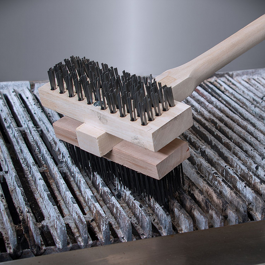 Sparta Broiler Master Grill Brush and Scraper with Handle, Metal Bristles, 48" Natural Wood Handle (4029400)