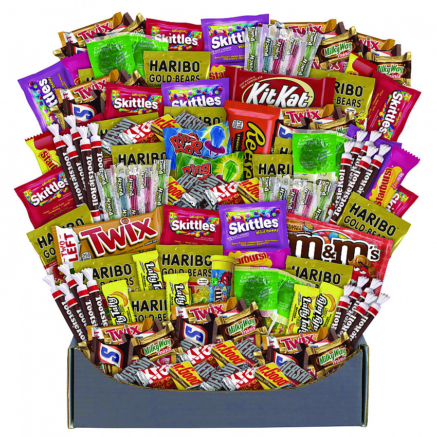 No Tricks Just Treats Halloween Box, Assorted Varieties, 140 Count (70000084)
