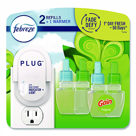PLUG Air Freshener Warmer Starter Kit, Clear/White, with (2) Gain Original Refills (4166)