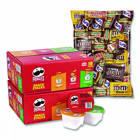 Mini Milk Chocolate and Pringles Snack Stacks Variety Combo Pack, 62 oz Bag Mini/Fun Size, (36) Cups Assorted Flavors/Bundle (60004170)